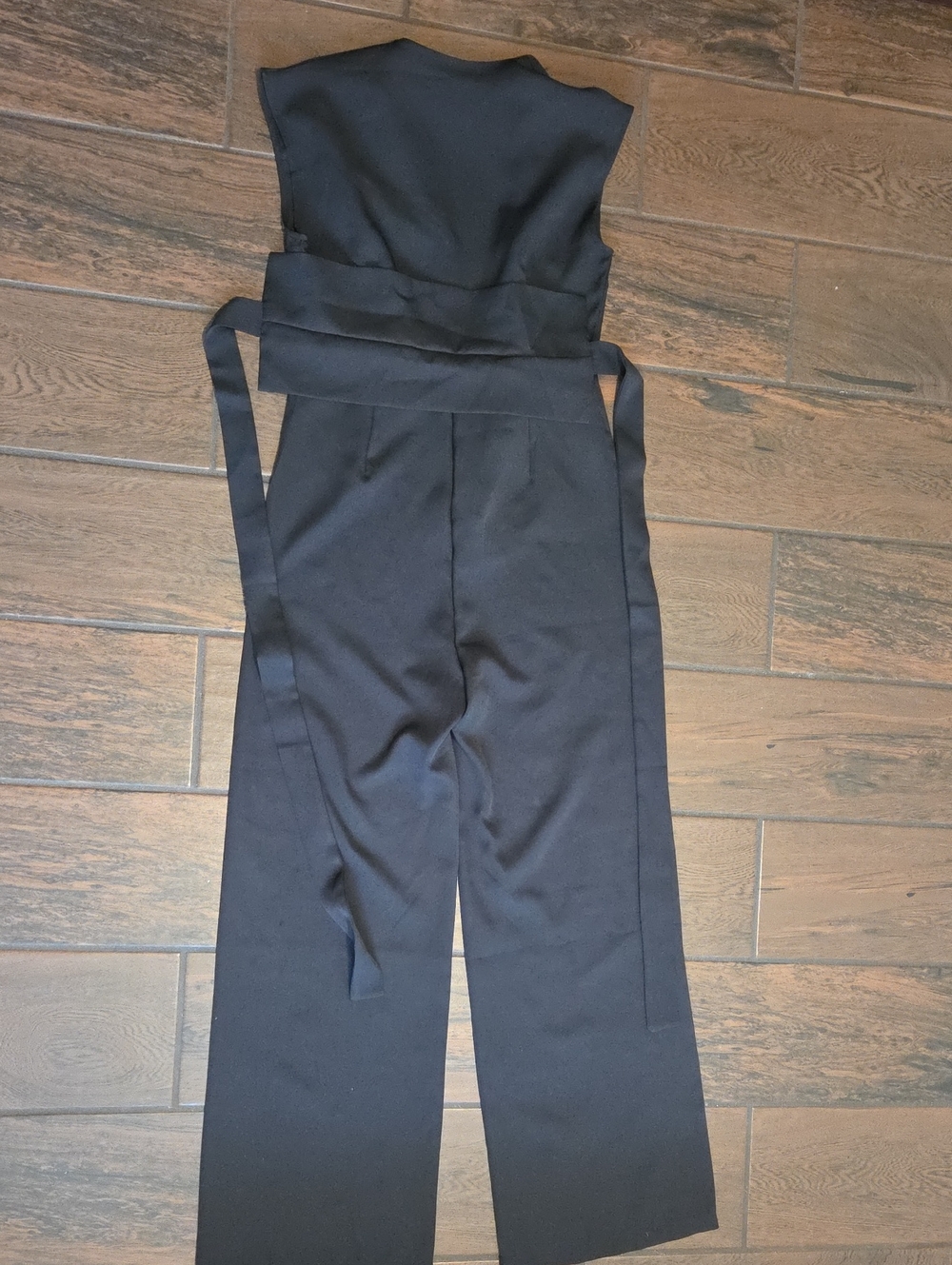 Black Sleeveless Wide-Leg Jumpsuit with Waist Tie